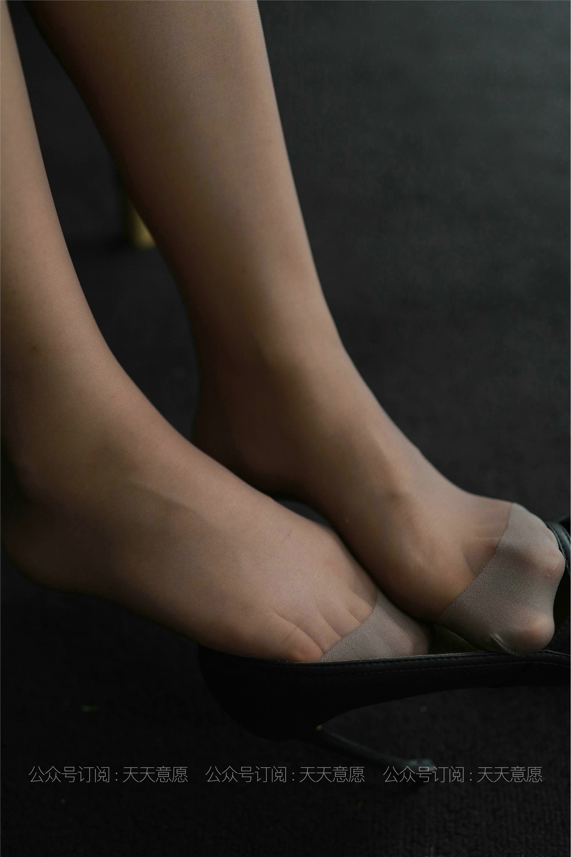 IESS异思趣向  2021.08.08 丝享家883：小婕《美女开例会》